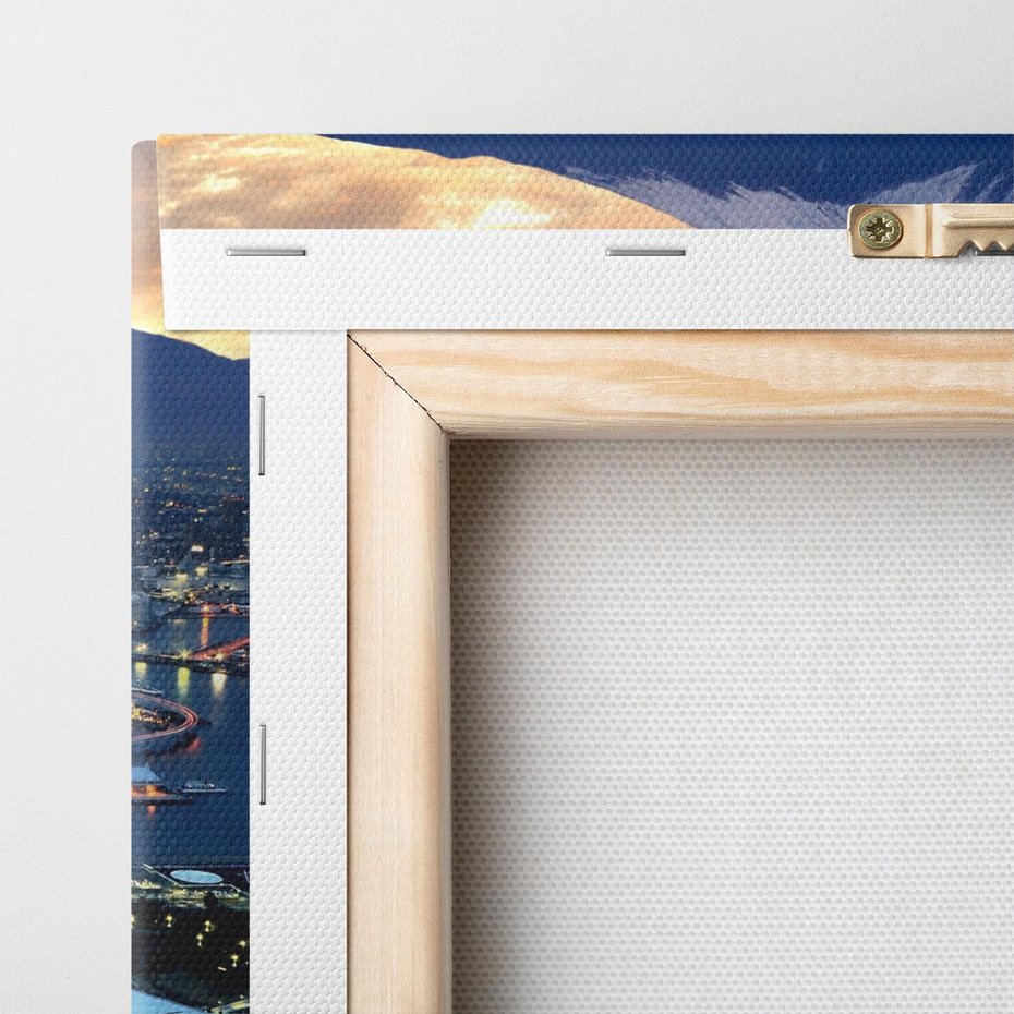 Obraz na płótnie 70x100 - Miasto na Górnym Horyzoncie - miasto, góry