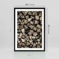 Plakat w ramie 50x70 - Piękno Drewna - belki drewna, drewno - rama czarna