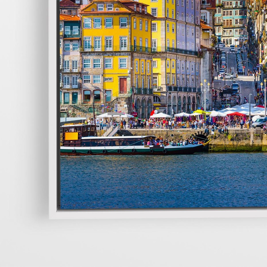 Obraz w ramie 50x50 - Kolorowa Przystań - nadmorskie miasto, kolorowe budynki - rama biała