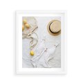 Plakat w ramie 40x50 - Moda na Wakacje: Cytrynowy Urok - kompozycja letnia, fashion - rama biała