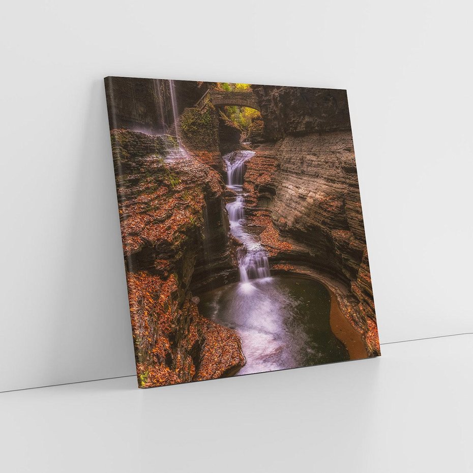 Obraz na płótnie 30x30 - Barwna Harmonia - strumień, las