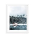 Plakat w ramie 50x70 - Biały Domek - domek w górach, zima - rama biała