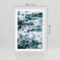 Plakat w ramie 50x70 - Potęga Natury: Wzburzone Fale Oceanu - wzburzone fale oceanu - rama biała