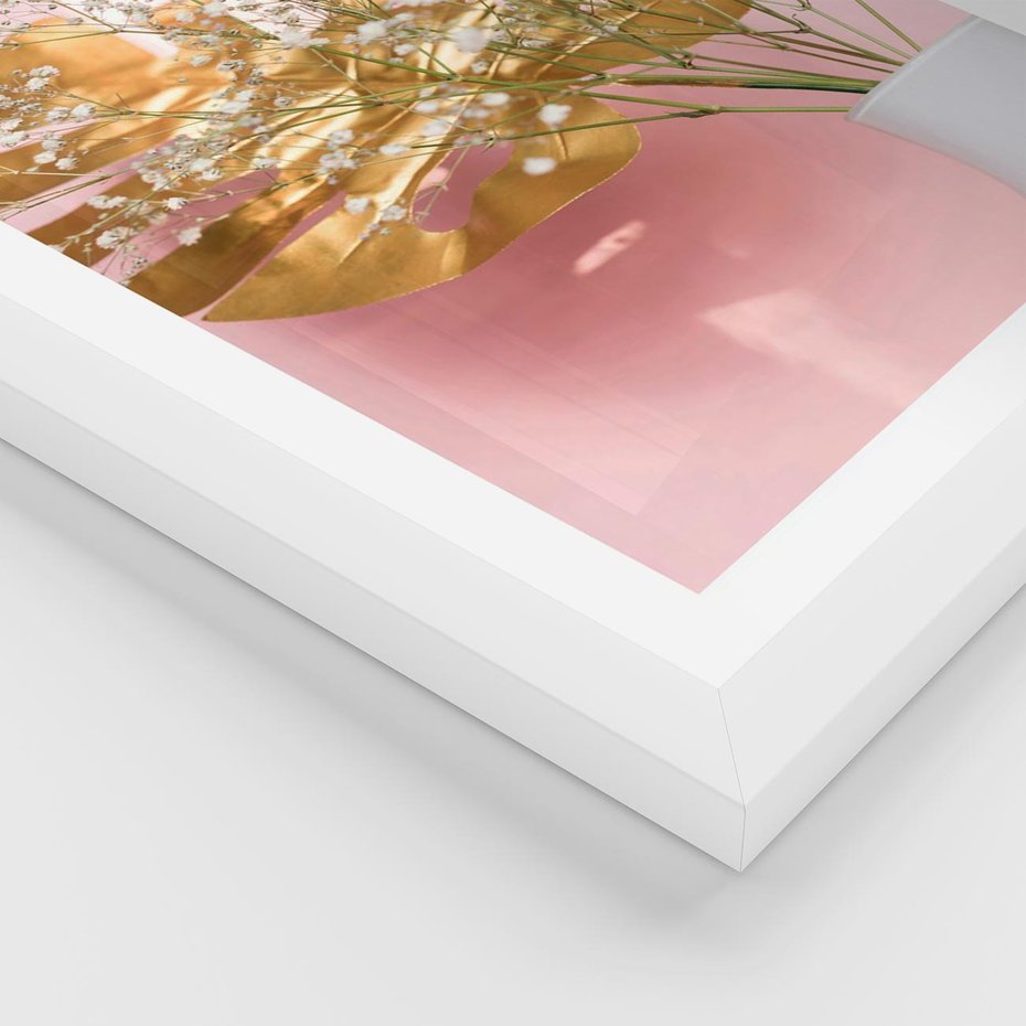 Plakat w ramie 50x70 - Złoty Akcent - złoty liść montery, gipsówka - rama biała