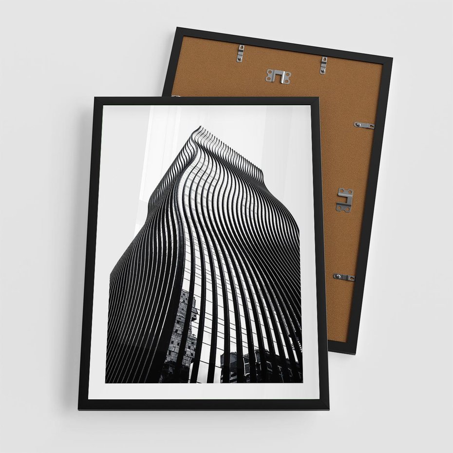 Plakat w ramie 50x70 - Falowany Wieżowiec na Fotografii - architektura, falowany wieżowiec - rama czarna