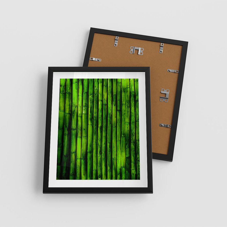 Plakat w ramie 40x50 - Bambusowy urok zielonej harmonii - bambus, zieleń - rama czarna