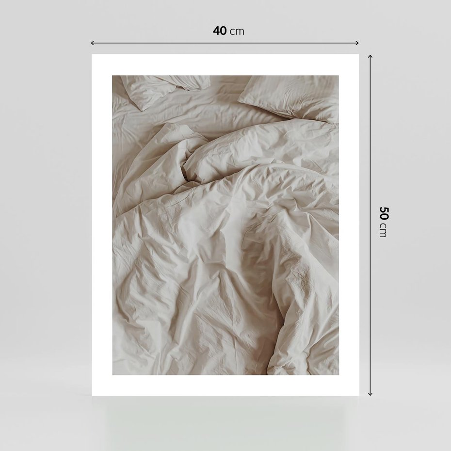 Plakat bez ramy 40x50 - Spokojna Noc - biała pościel, zdjęcie do sypialni