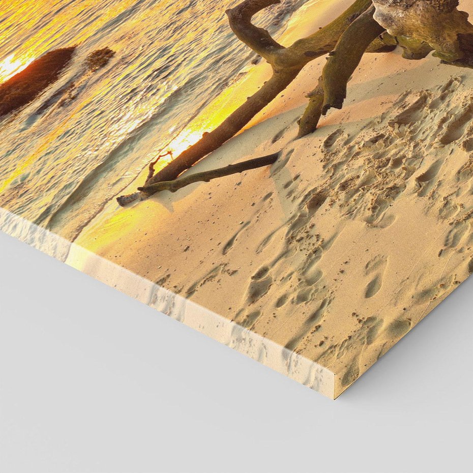 Obraz na płótnie 70x100 - Magia zachodu słońca nad morzem - plaża, morze