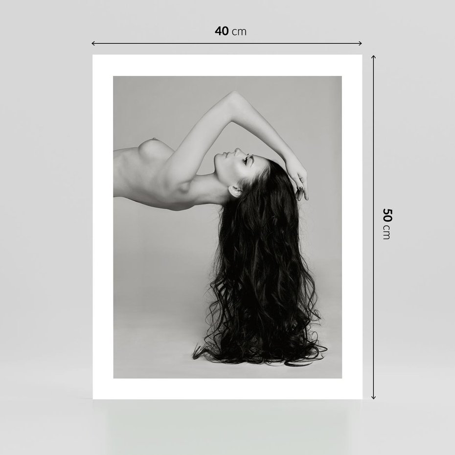 Plakat bez ramy 40x50 - Piękno włosów kobiety w ruchu - włosy, piękno