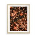 Plakat w ramie 50x70 - Jesienny Splot: Pomarańczowe Liście - liście, pomarańczowe suche liście - rama drewno