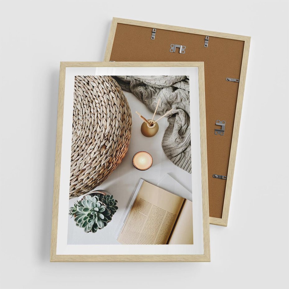Plakat w ramie 50x70 - Przytulna Kompozycja Lifestyle - kompozycja lifestyle, wiklina - rama drewno