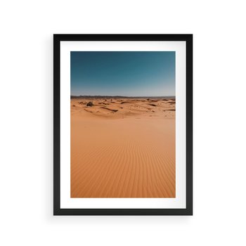 Plakat w ramie 30x40 - Piasek w Przytulnym Wnętrzu - pustynia, piasek - rama czarna