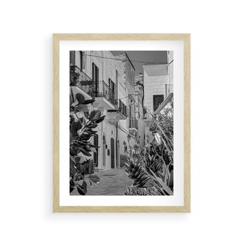 Plakat w ramie 30x40 - Nadmorska Uliczka - czarno białe zdjecie, uliczka w nadmorskim mieście - rama drewno