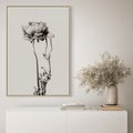 Obraz w ramie 80x120 - Kwiatowa Symfonia w Szarościach - czarno biała odbitka, jak fotografia - rama drewno