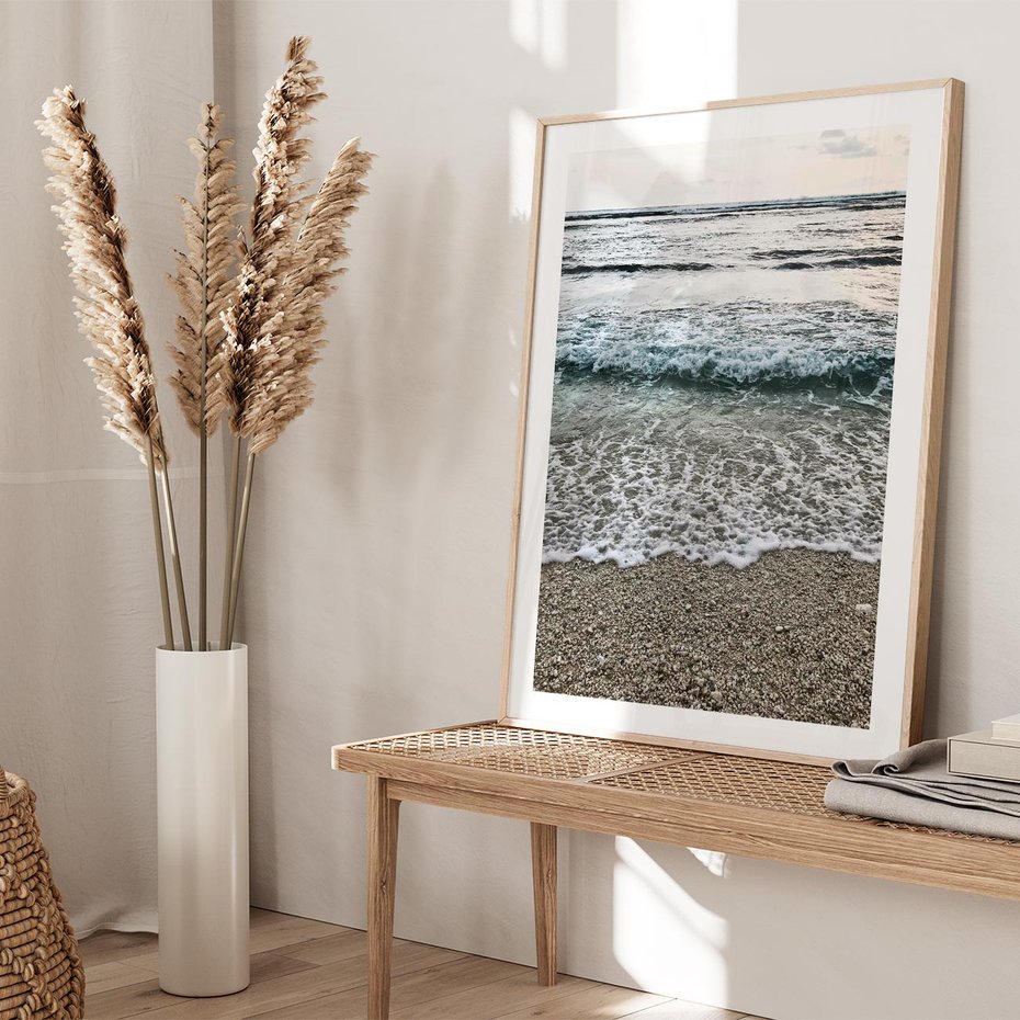 Plakat w ramie 40x50 - Spokojna Plaża - plaża, żwirek - rama drewno