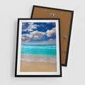 Plakat w ramie 50x70 - Idylliczna plaża nad morzem - plaża, morze - rama czarna