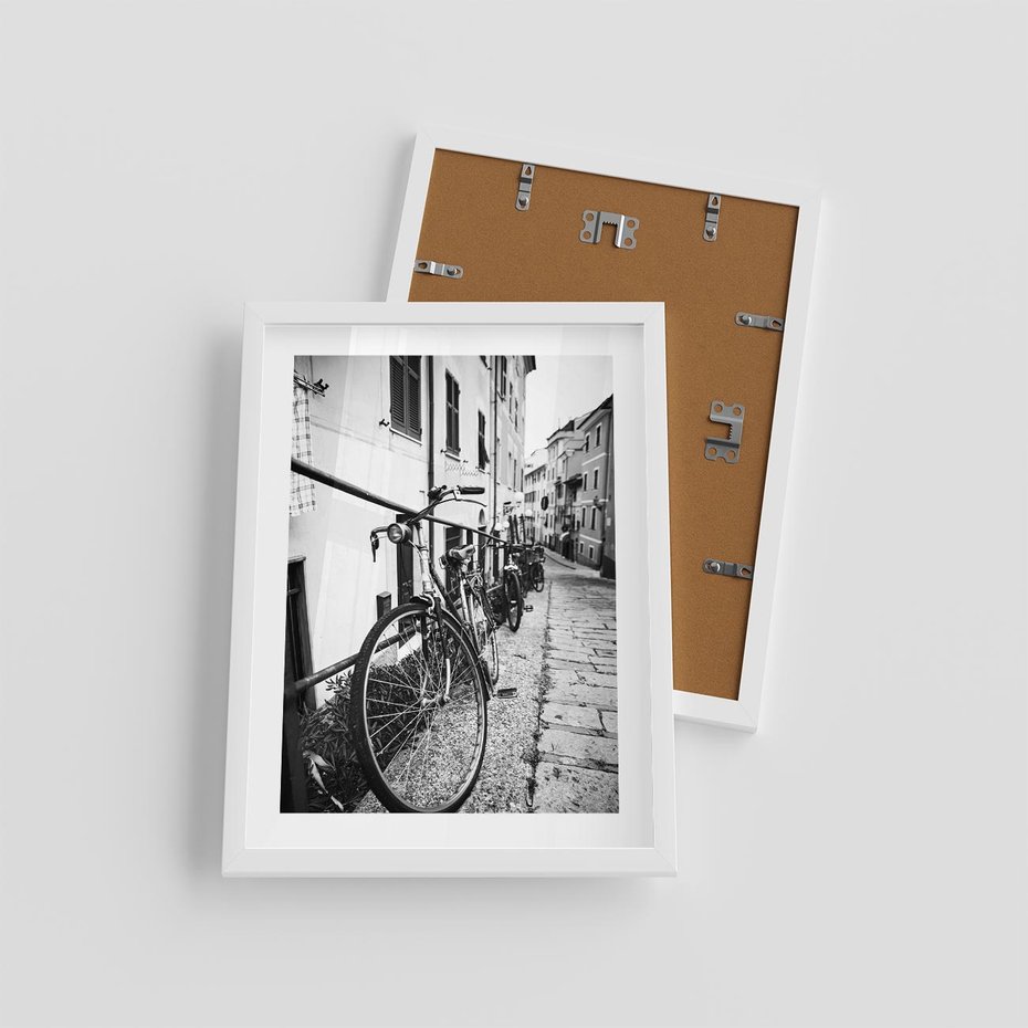 Plakat w ramie 30x40 - Rower w Kontraście - rower, czarno - rama biała
