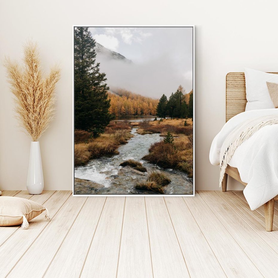 Obraz w ramie 80x120 - W Górskiej Dolinie - artystyczna fotografia, las - rama biała