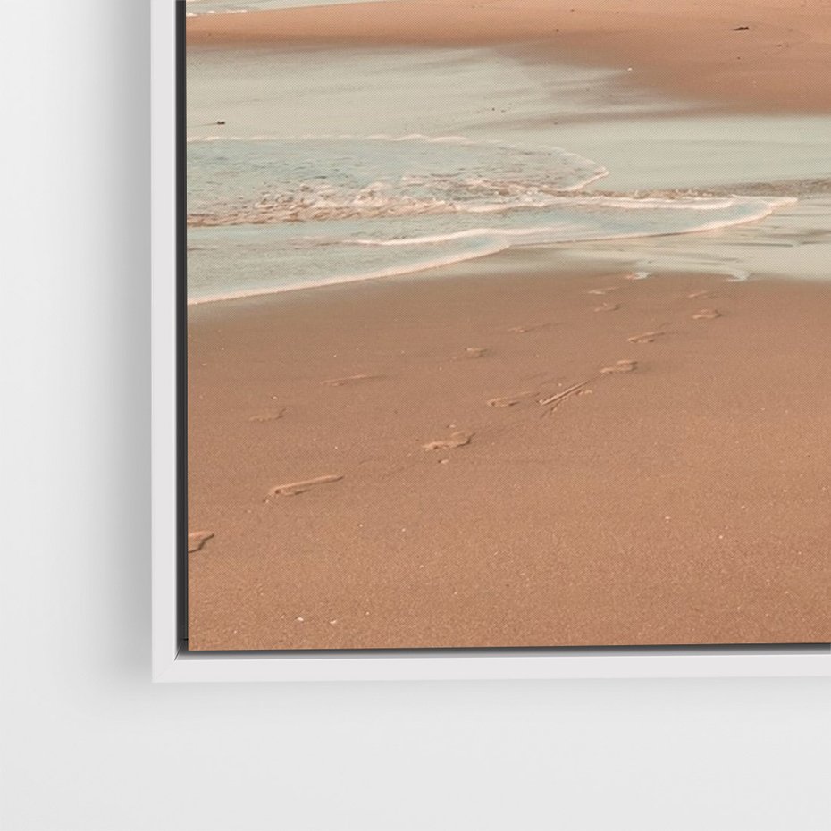 Obraz w ramie 50x70 - Ukojenie na Plaży - fotografia, rajska plaża - rama biała