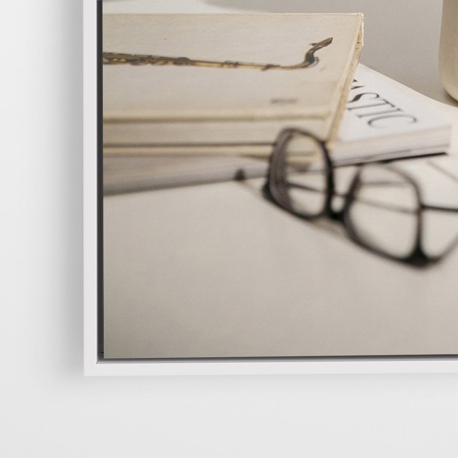 Obraz w ramie 70x100 - Eukaliptusowe liście w okularach - liście, eukaliptus - rama biała