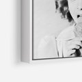 Obraz w ramie 80x80 - Pyszny Deser - retro zdjęcie, czarno białe - rama biała