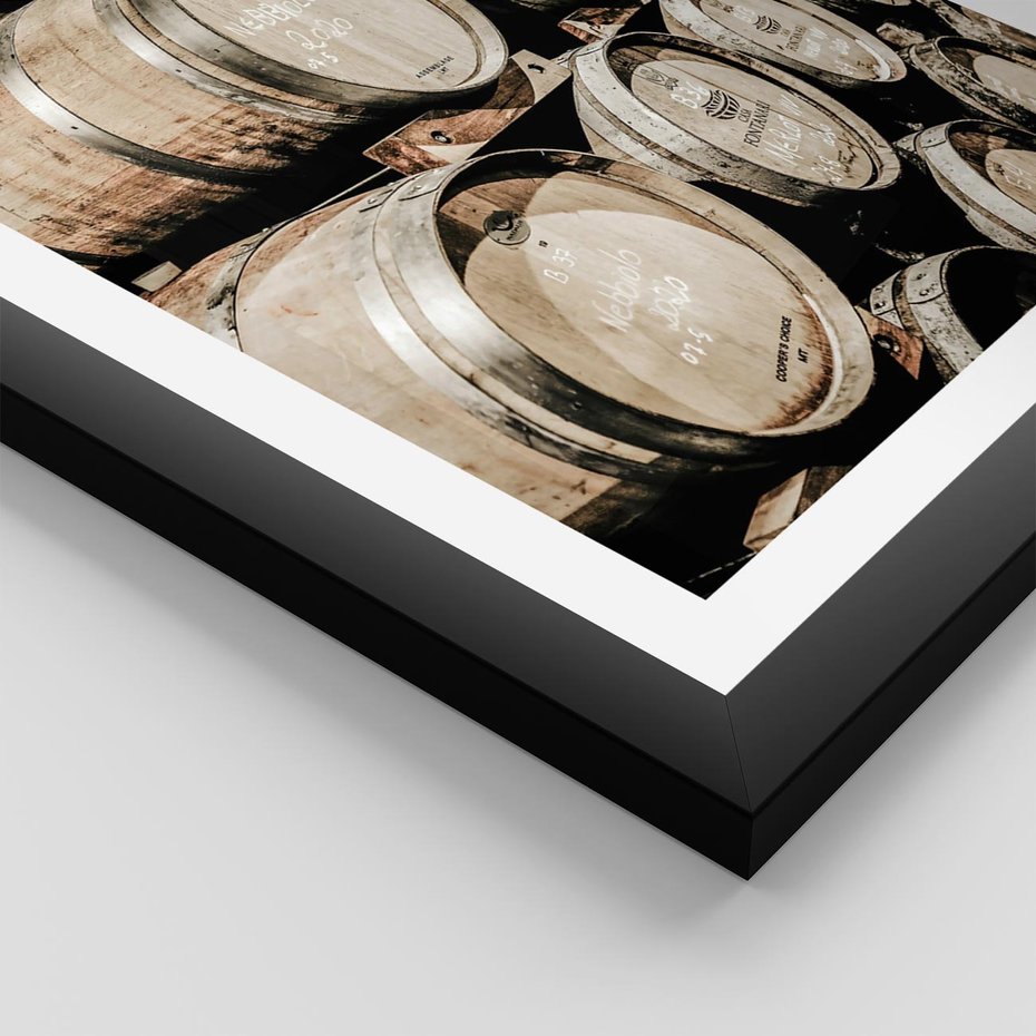 Plakat w ramie 30x40 - Tradycyjne Beczki - beczki, rustykalna fotografia - rama czarna