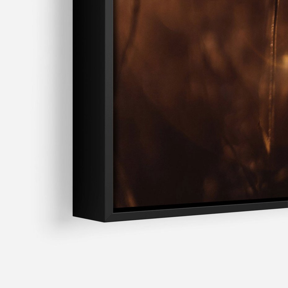 Obraz w ramie 50x70 - Spokój łąki pod zachodem słońca - zachód, słońca - rama czarna