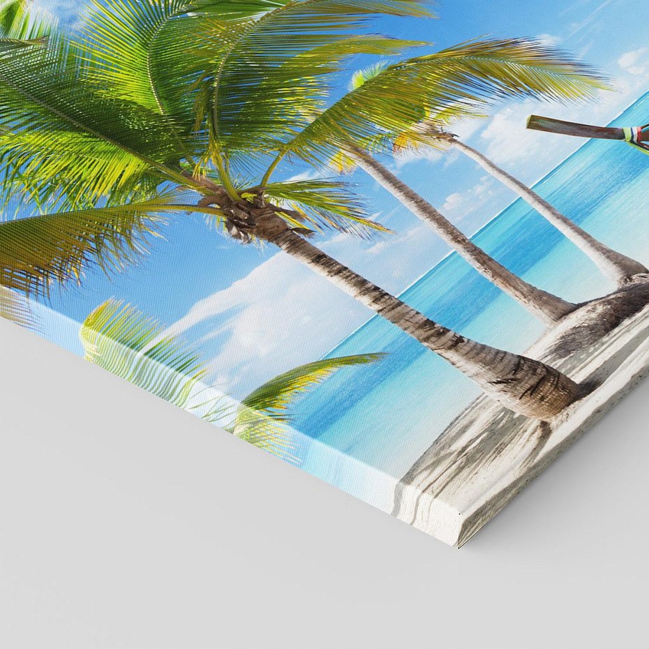 Obraz na płótnie 120x80 - Sielska plaża z łodzią na morzu - plaża, morze