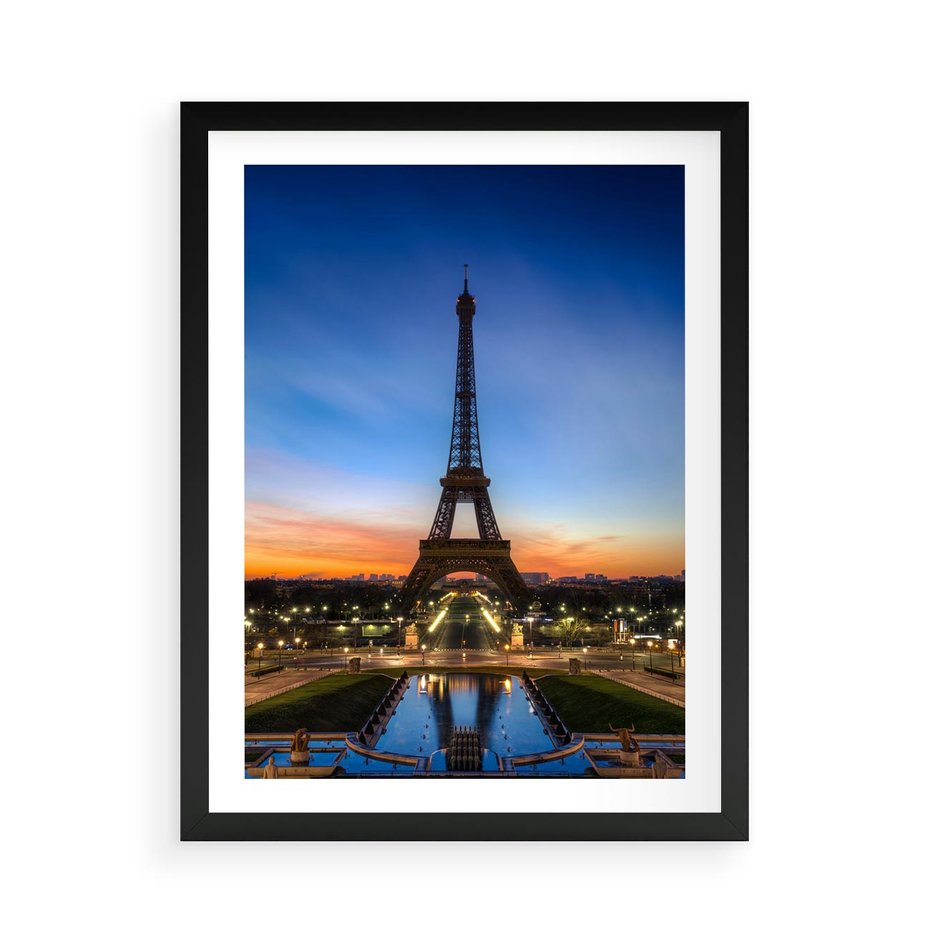 Plakat w ramie 50x70 - Wieża Eiffla w Innej Odsłonie - wieża, Eiffla - rama czarna