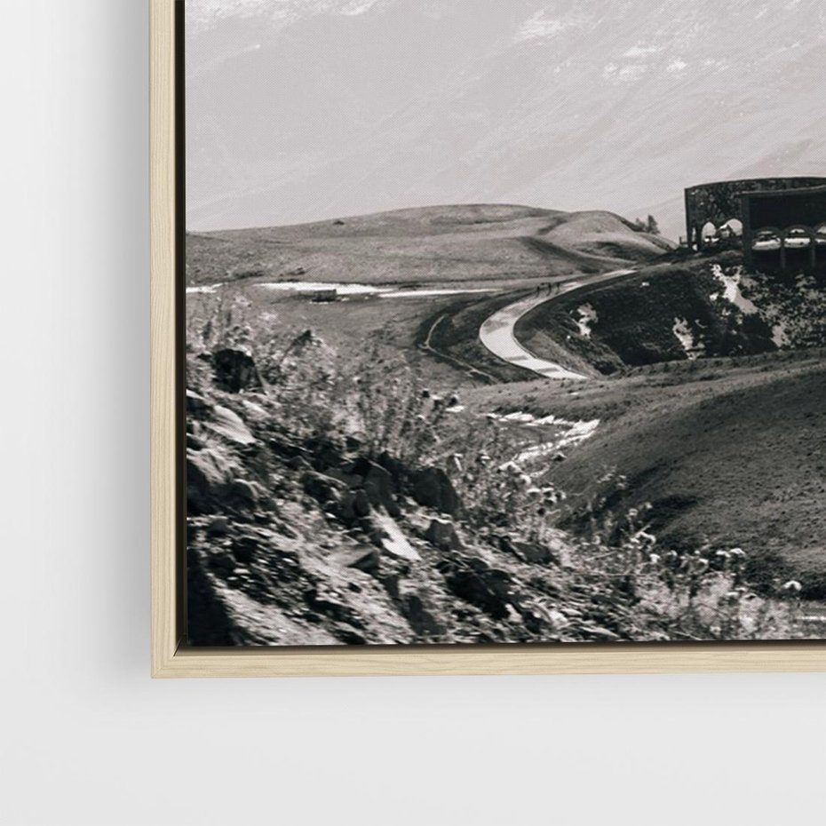 Obraz w ramie 120x80 - Wzgórza w Bieli - górski krajobraz, punkt widokowy - rama drewno