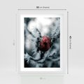 Plakat w ramie 30x40 - Chwila Zimowego Uroku - zima, ośnieżona gałązka - rama biała