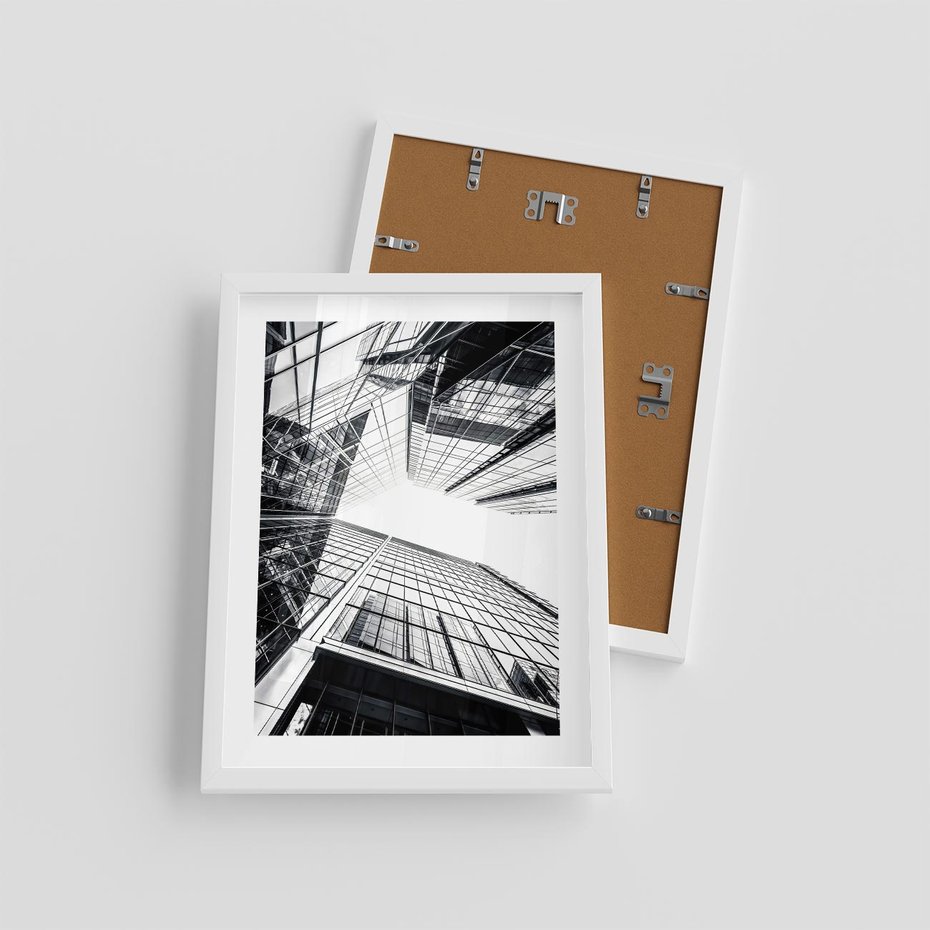 Plakat w ramie 30x40 - Wznoszący się Wysoko - architektura, wysoki wieżowiec - rama biała