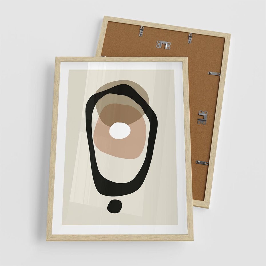 Plakat w ramie 50x70 - Intrygujące Zaskoczenia - beżowa abstrakcyjna kompozycja, czarny akcent - rama drewno