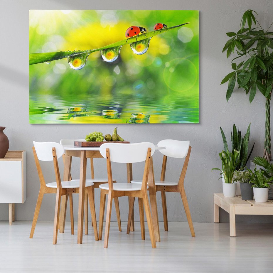 Obraz na płótnie 100x70 - Deszczowa Biedronka - biedronka, deszcz