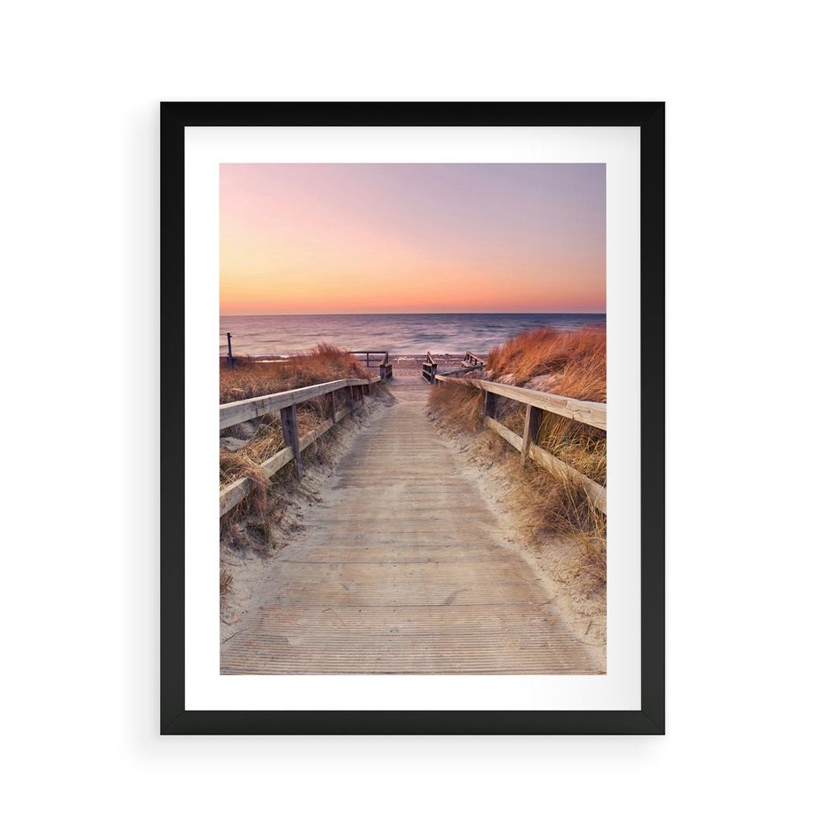 Plakat w ramie 40x50 - Spacer Wśród Przyboju - dróżka, morze - rama czarna