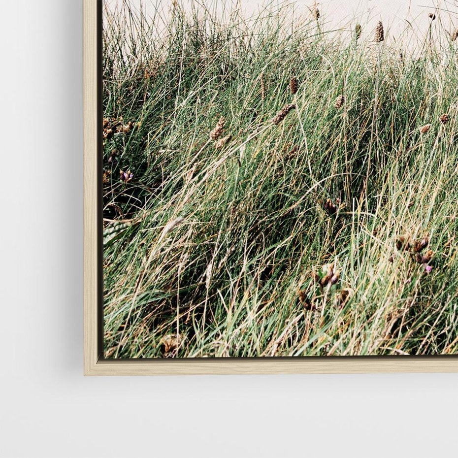Obraz w ramie 80x80 - Harmonia Natury - widok z wydm, wydmy porośnięte trawami - rama drewno