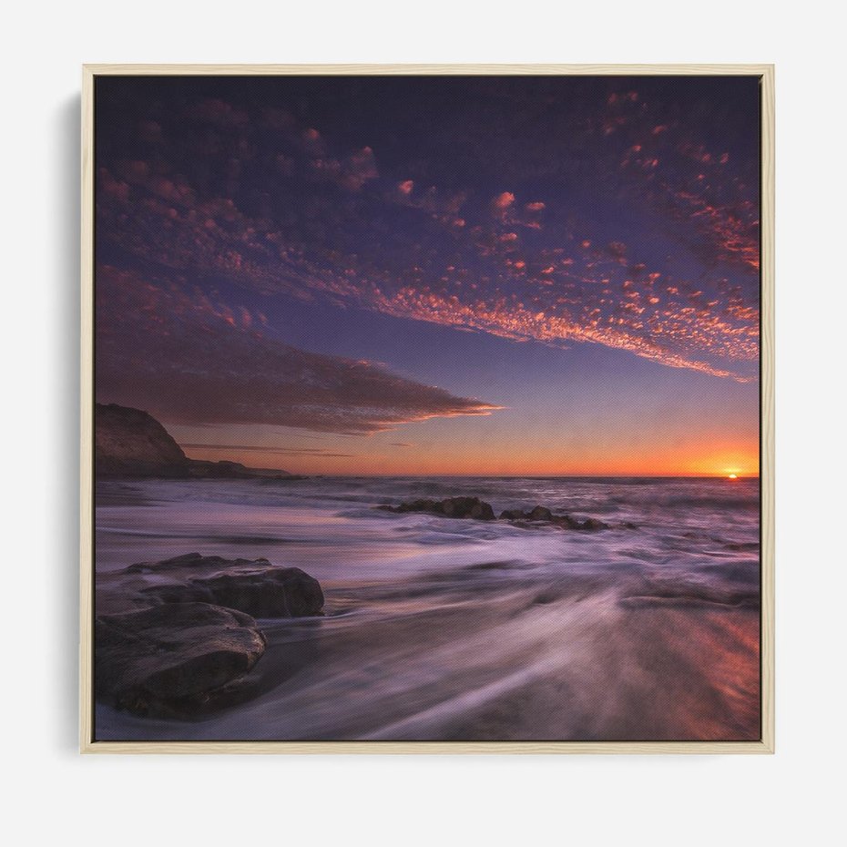 Obraz w ramie 50x50 - Spojrzenie w głąb duszy - zachód słońca, zmierzch - rama drewno