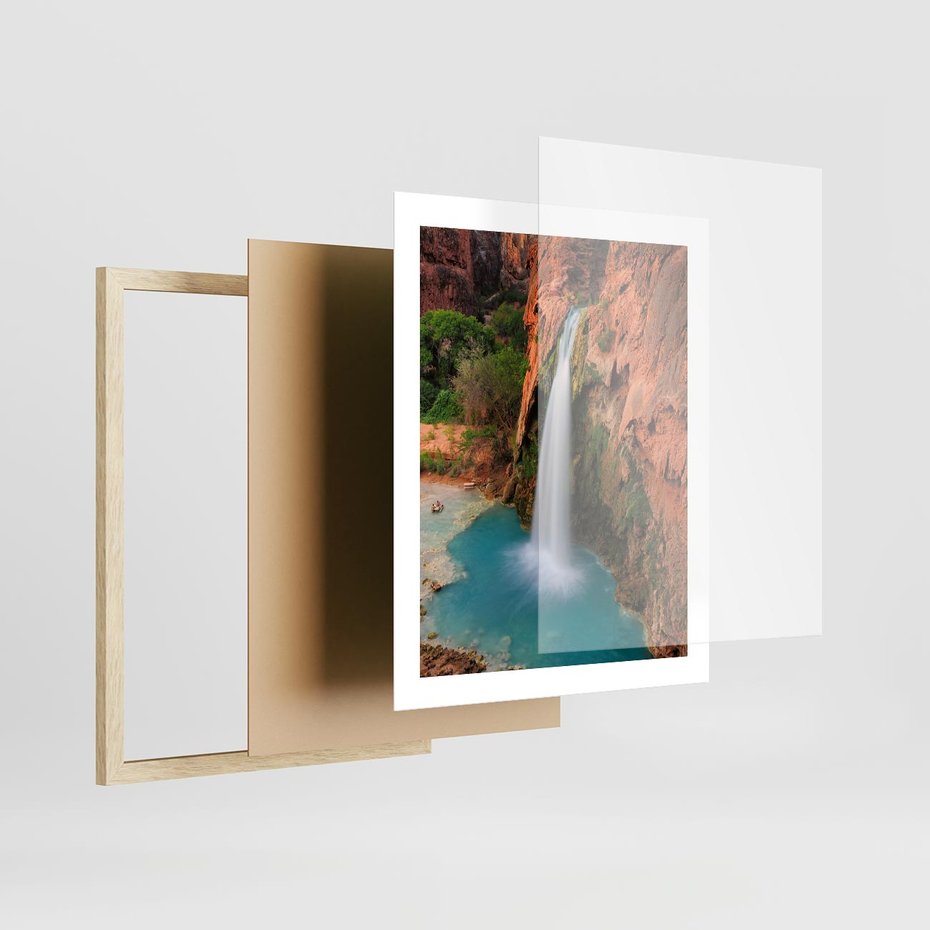 Plakat w ramie 40x50 - Wodospad wśród majestatycznych gór - wodospad, górski - rama drewno