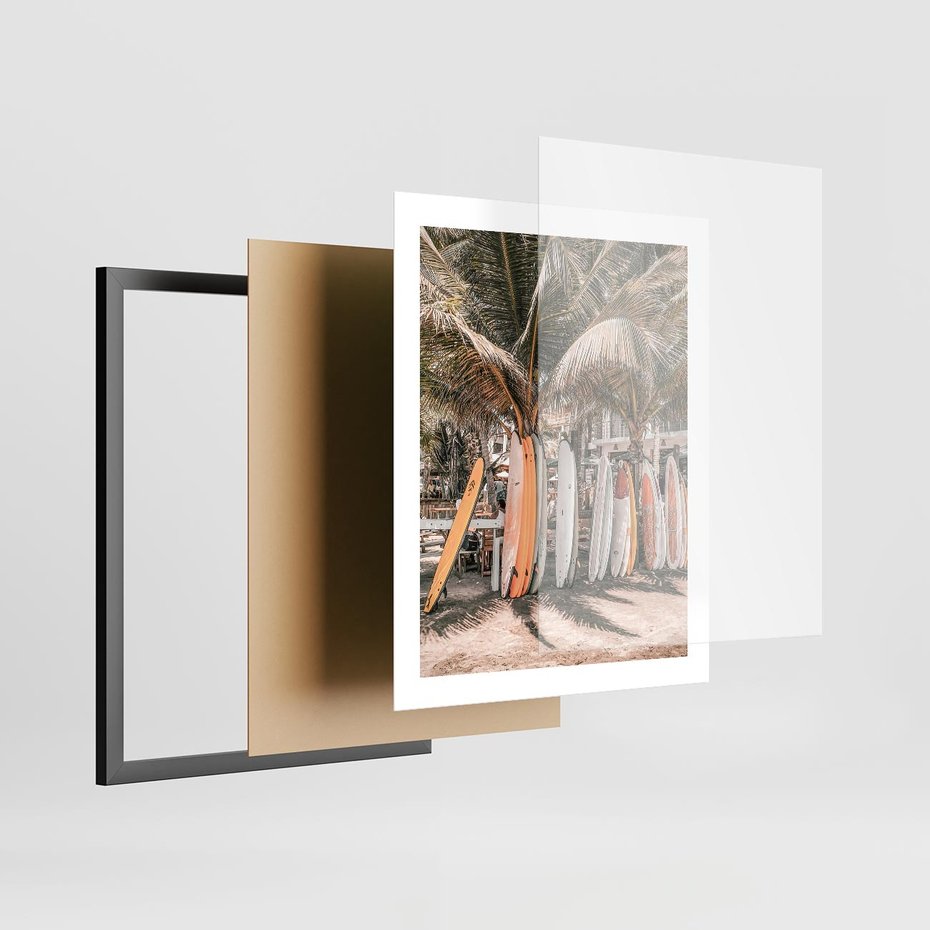 Plakat w ramie 40x50 - Surfingowy Raj - deski surfingowe, na plaży - rama czarna