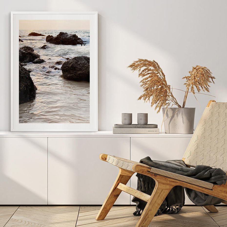 Plakat bez ramy 21x30 - Dramatyczna Sceneria: Morze i Skały nad Brzegiem - fale, morze