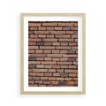 Plakat w ramie 40x50 - Mur cegieł: industrialny urok - cegły, mur - rama drewno