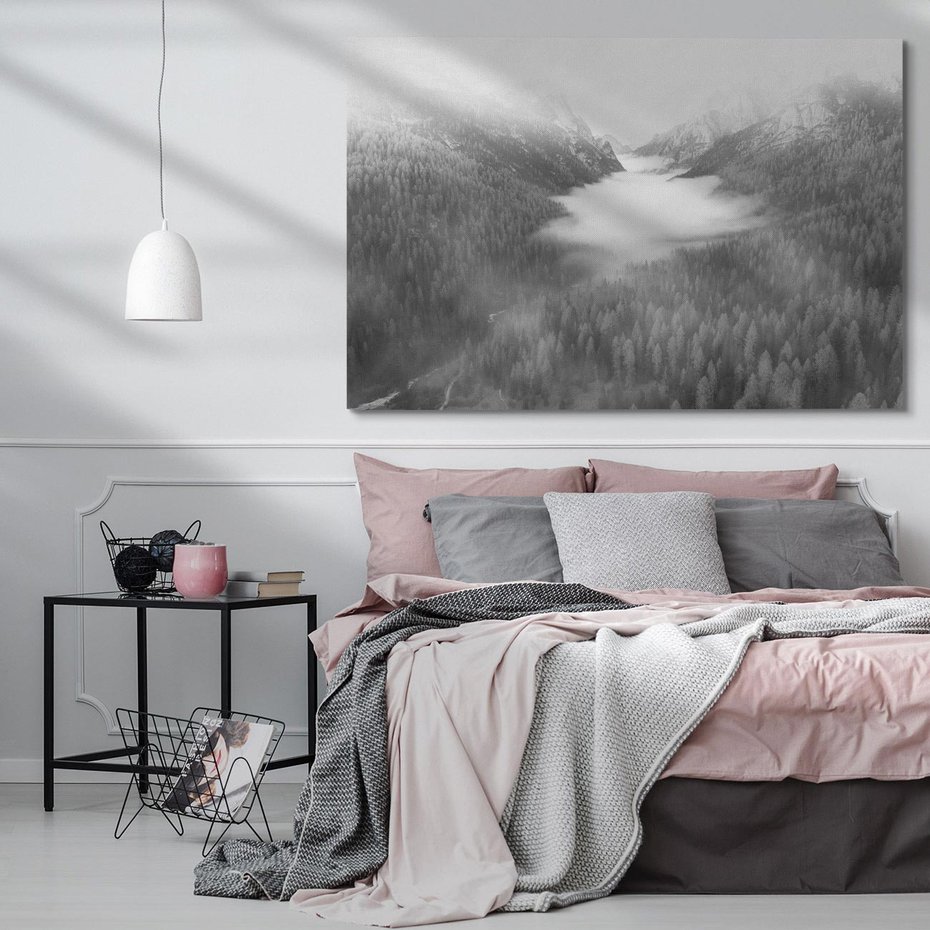 Obraz na płótnie 70x50 - Szare Góry - zamglony krajobraz, las