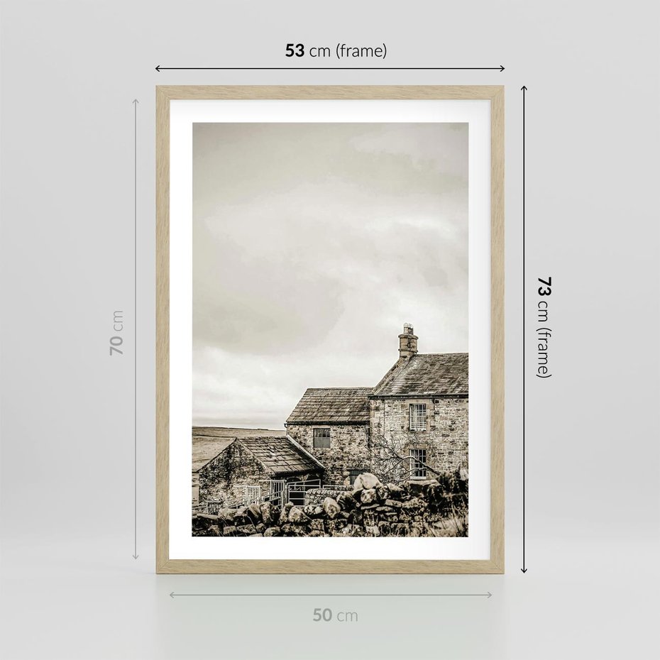 Plakat w ramie 50x70 - Kamienny Dom w Odcieniach Sepii - stary kamienny dom, odcienie sepii - rama drewno