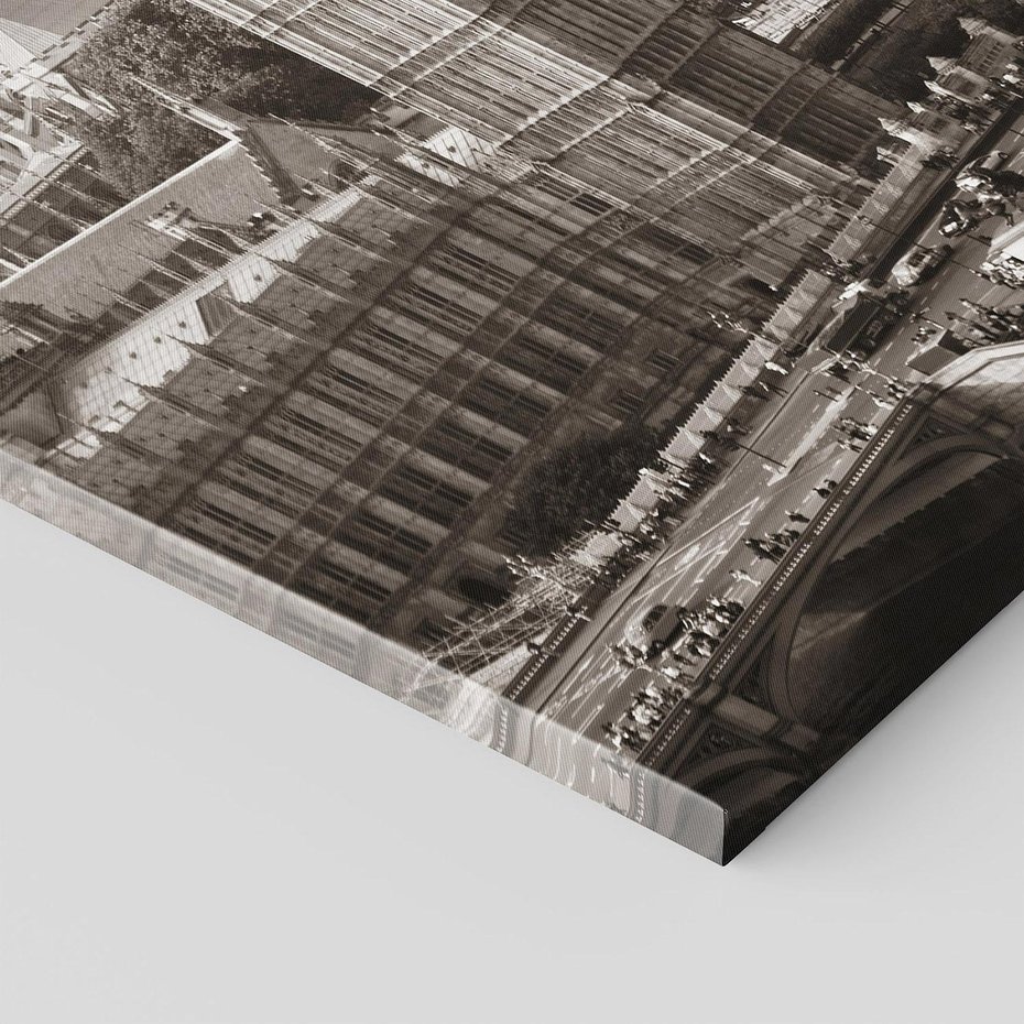 Obraz na płótnie 50x70 - Magiczna esencja Londynu: Big Ben i miasto - Big Ben, Londyn