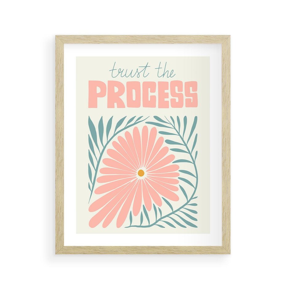 Plakat w ramie 40x50 - Symfonia Światła - typografia, pastelowa stokrotka - rama drewno