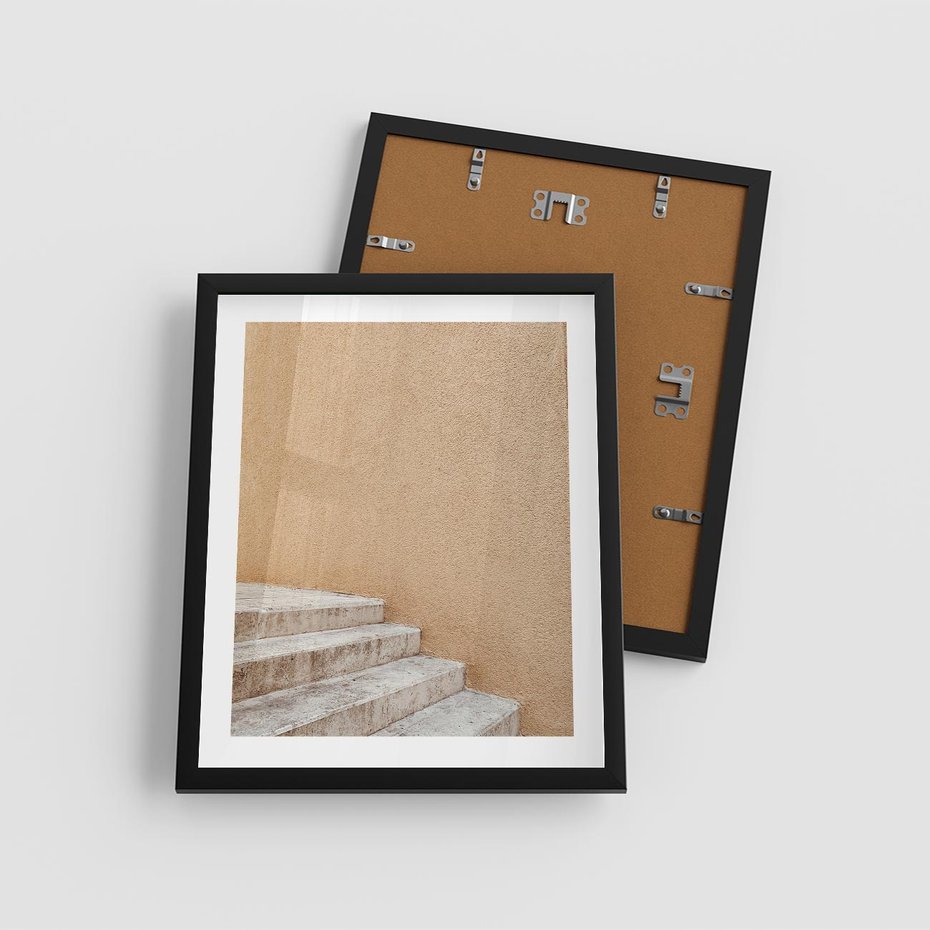 Plakat w ramie 40x50 - Schod w Beżu - schody, minimalizm - rama czarna