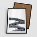 Plakat w ramie 50x70 - Monochromatyczna Sztuka Nowoczesnych Budynków - architektura, nowoczesne formy - rama czarna