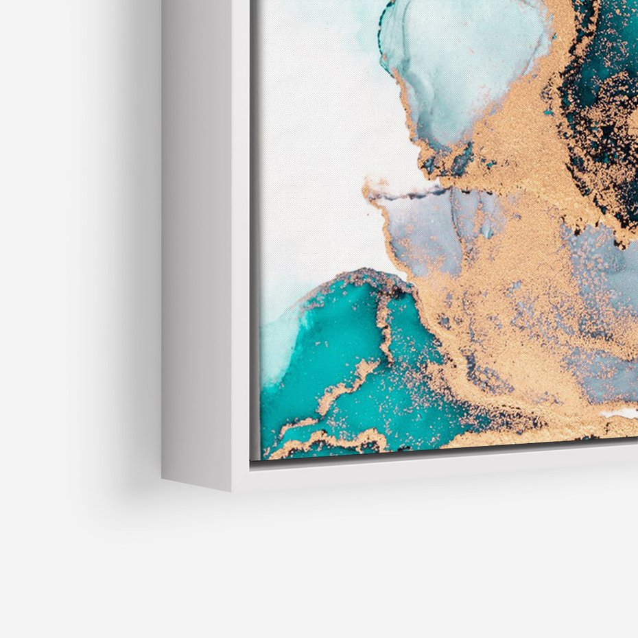 Obraz w ramie 50x70 - Elegancja i Subtelność - marmur, złoto - rama biała