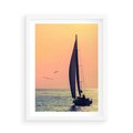 Plakat w ramie 50x70 - Żaglówka na Horyzoncie - żaglówka, jacht - rama biała