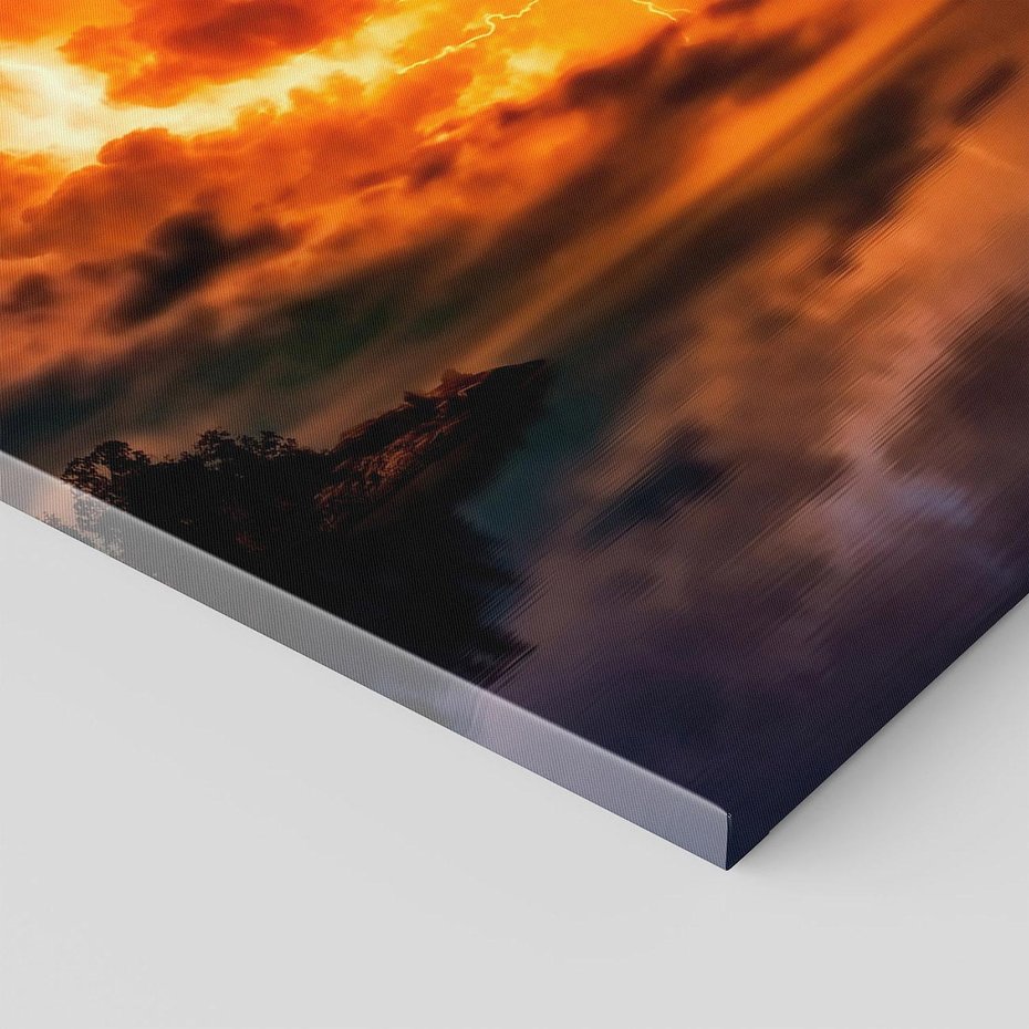 Obraz na płótnie 60x60 - Burza nad morzem z piorunem - burza, piorun